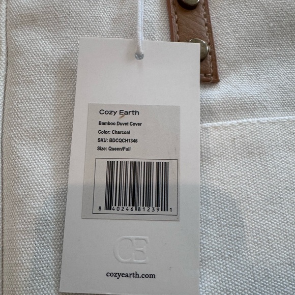 NWT - Cozy Earth Dark Gray Bamboo Duvet Cover - Queen/Full - Picture 5 of 6